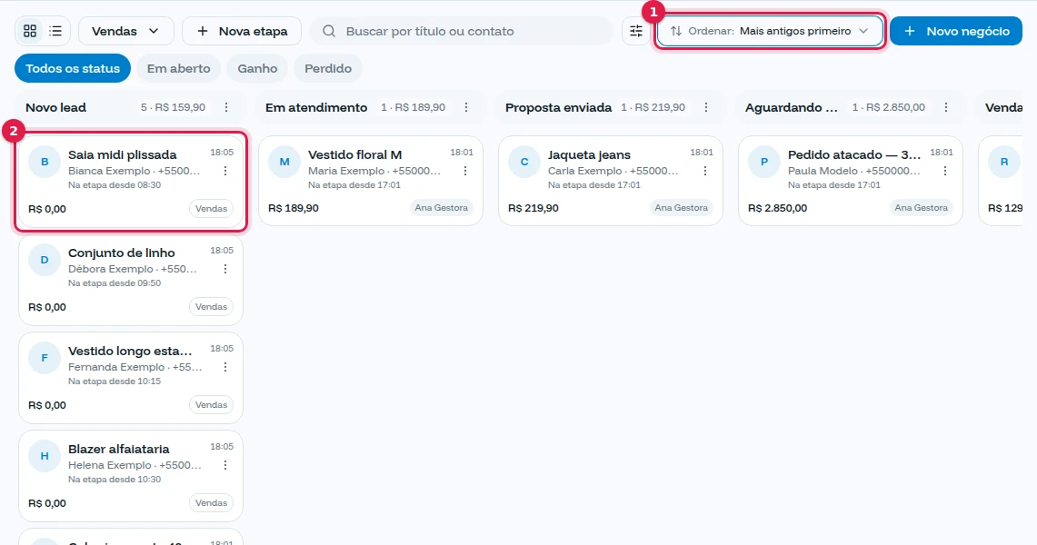 Etapa Novo lead com Mais antigos primeiro: o card das 08:30 no topo